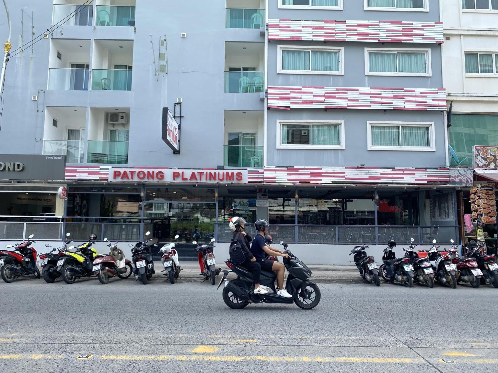 Готель Patong Platinums Екстер'єр фото